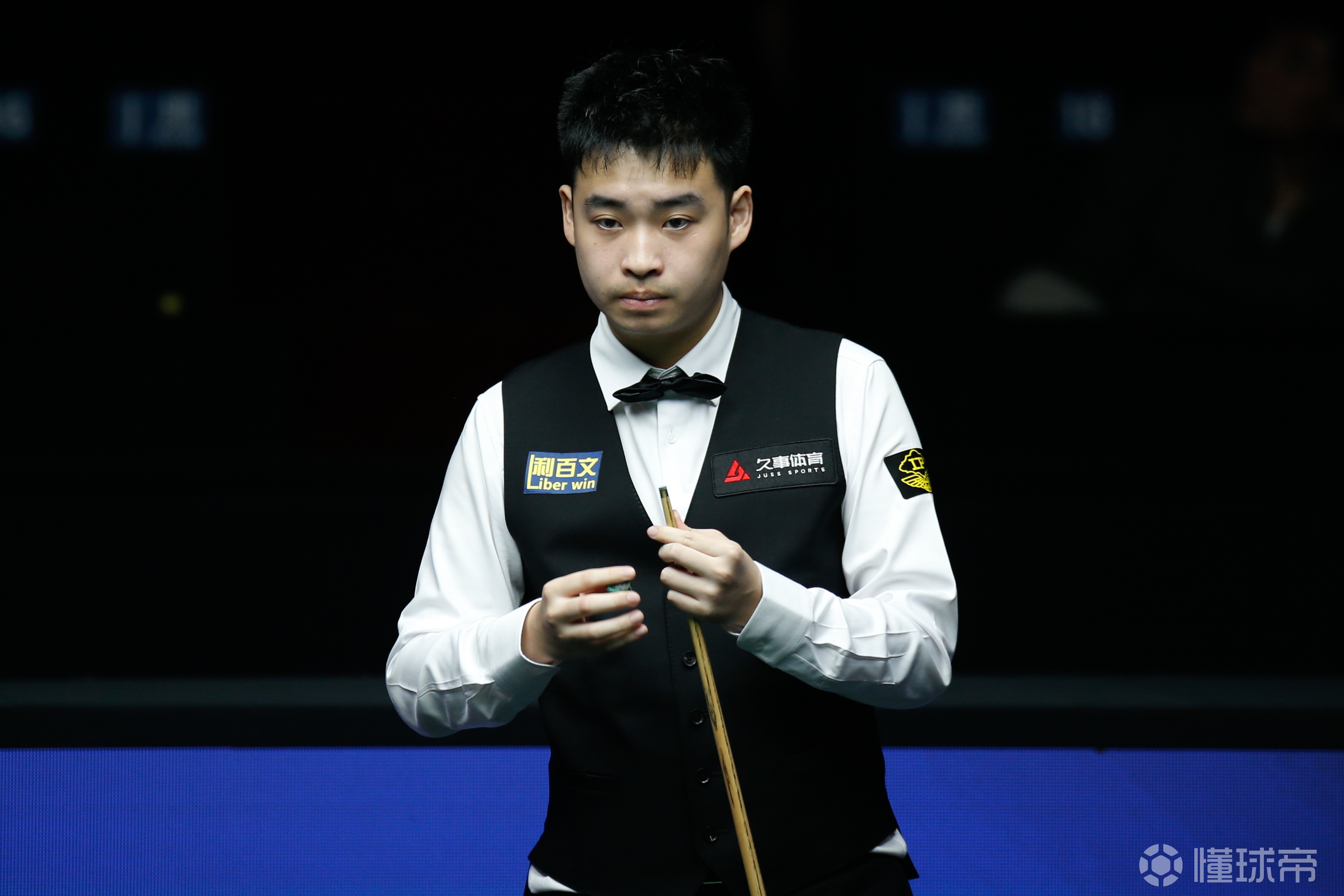 的出手更坚 的出手更坚