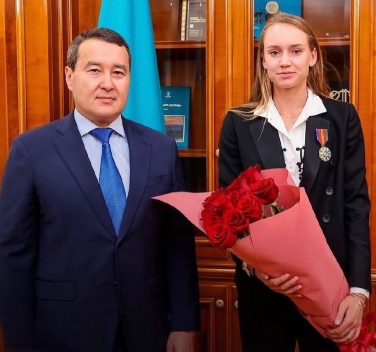 重与坚实 重与坚实