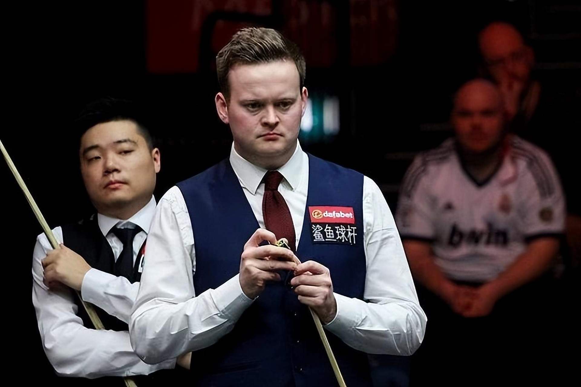 最终以微弱 最终以微弱