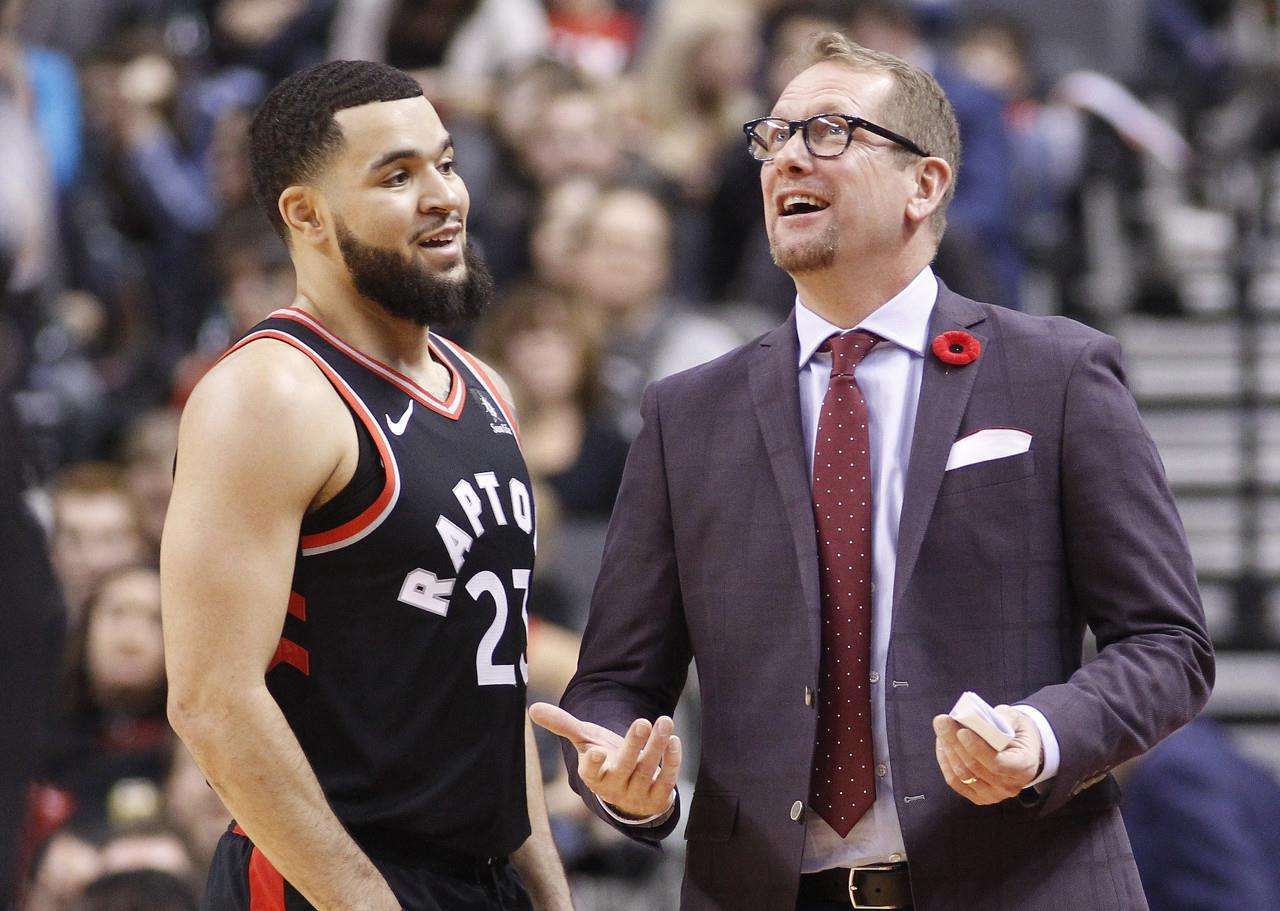 臂球员在面 臂球员在面